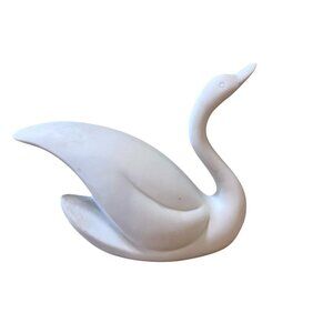 Vintage elegant bisque white swan figurine/statue  4x5 inch simple minimalist